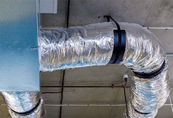 Folha de alumínio espessa é usada para isolar sistemas HVAC
